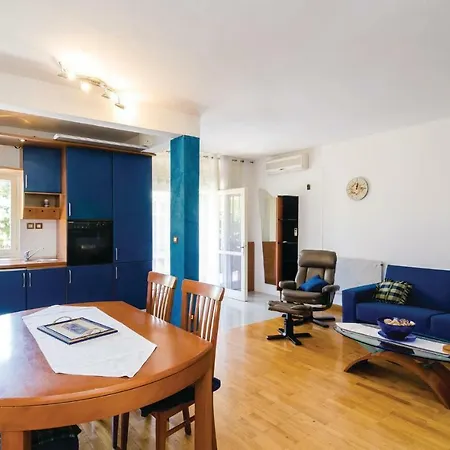 One-bedroom In *